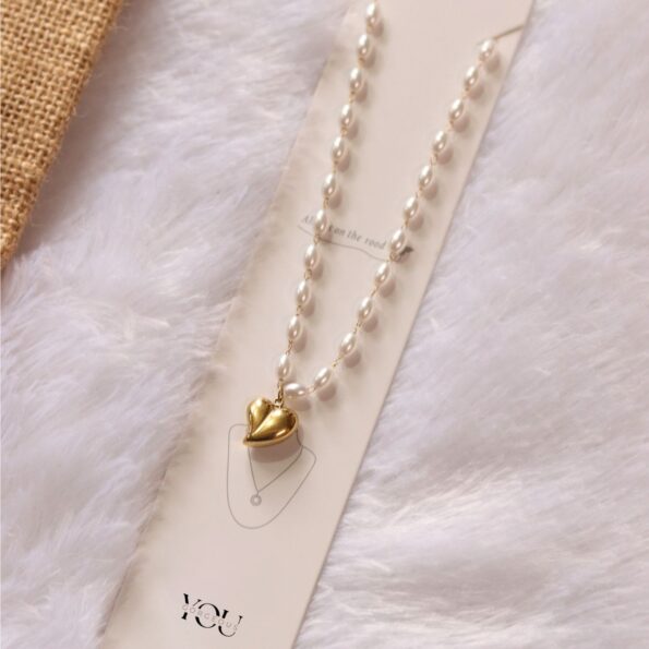 Elegant Pearl Beaded Necklace with Gold Heart Pendant