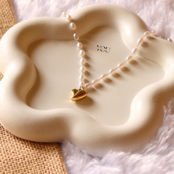 Elegant Pearl Beaded Necklace with Gold Heart Pendant