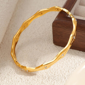 Waterproof Anti-Tarnish Jewelry | Chic Star Zircon Bangle | YouGorgeous™