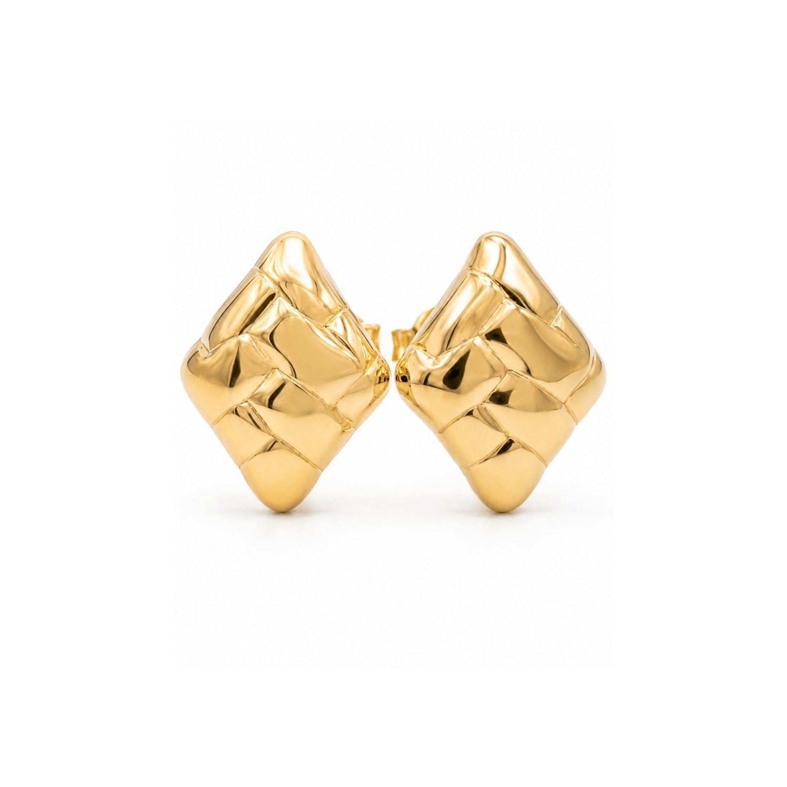 30 Yougorgeous 18k gold plated anti tarnish jewellery puffed woven lattice diamond stud earrings.
